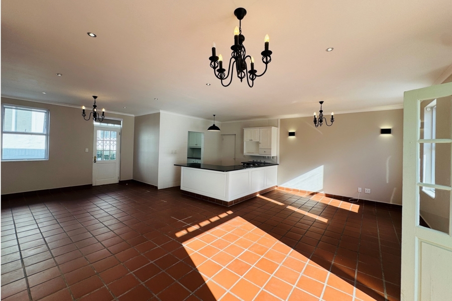 To Let 3 Bedroom Property for Rent in Chanteclair Western Cape
